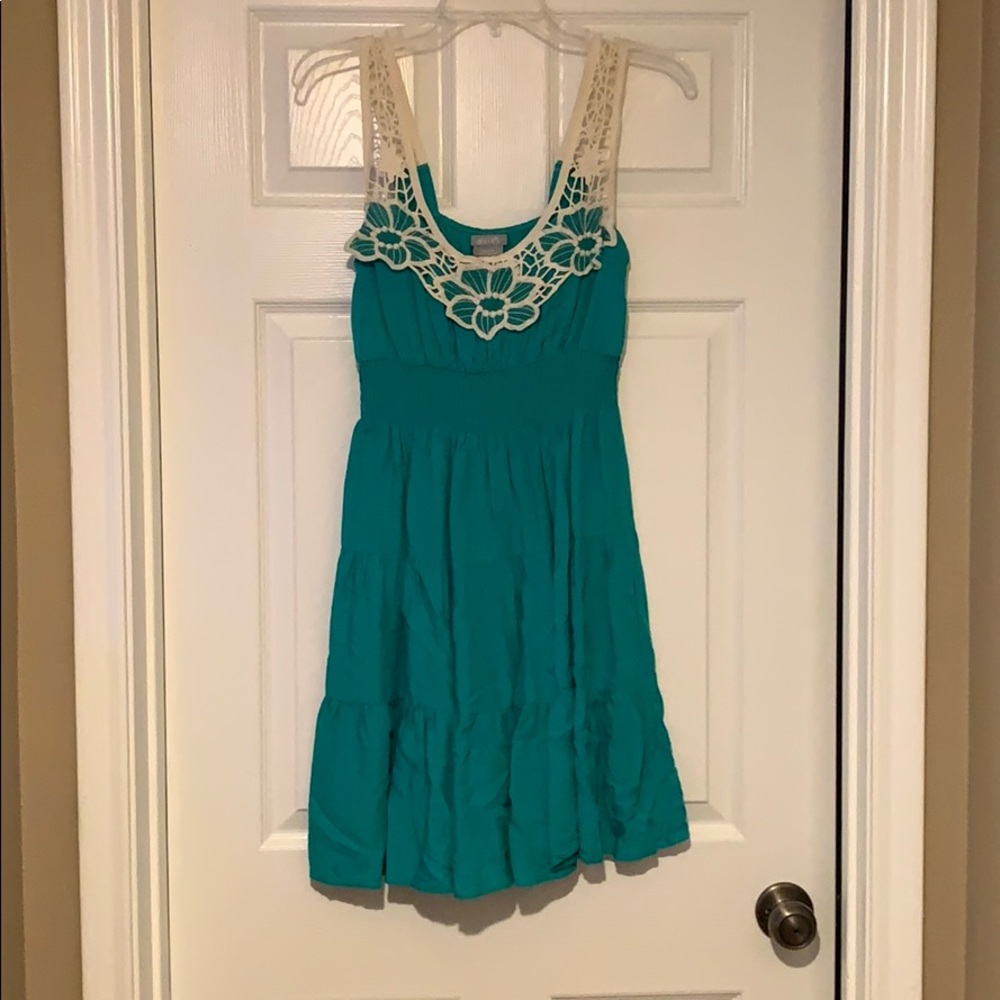 dElias Dress